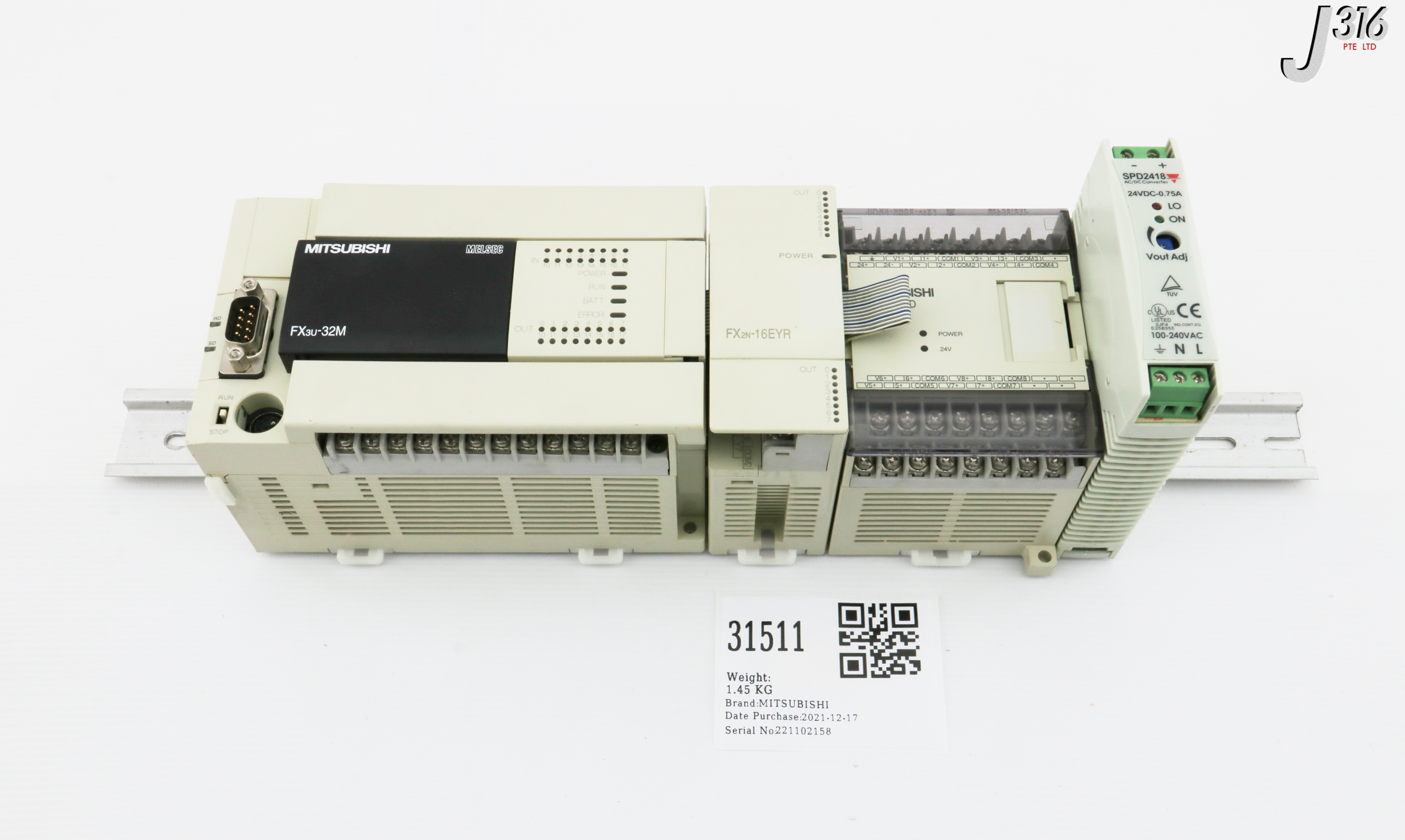 31511 MITSUBISHI PROGRAMMANLE CTLR W/ FX2N-16EYR-ES/UL, FX2N-8AD